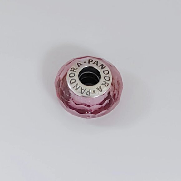 Pandora Fascinating Pink Faceted Murano Glass Charm Bead with box - Picture 3 of 4